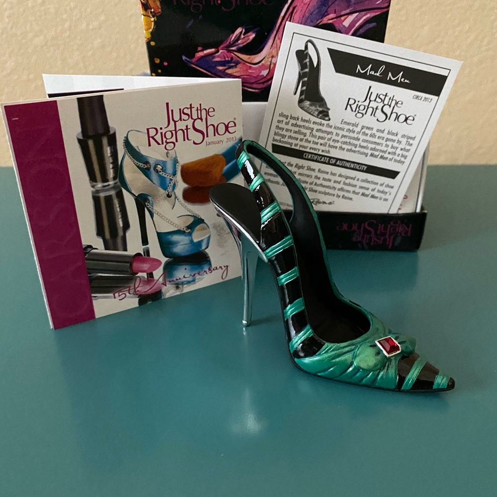 Just the Right Shoe by Raine
